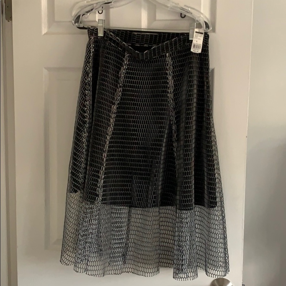 Skirt (never worn)